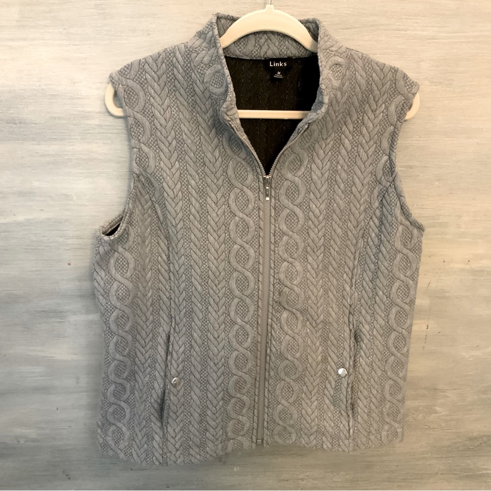 Links Gray Quilted Rope Pattern Vestβ Medium Good Condition